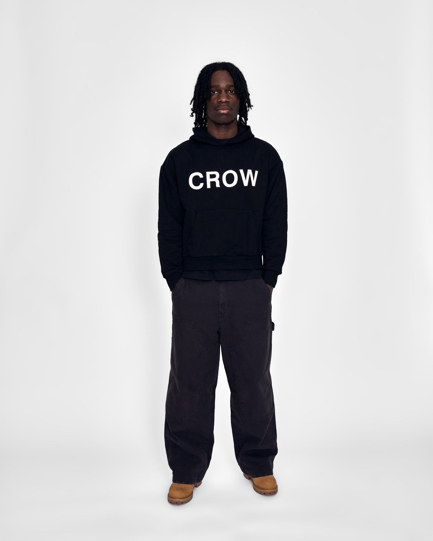 Sweat à capuche
CROW